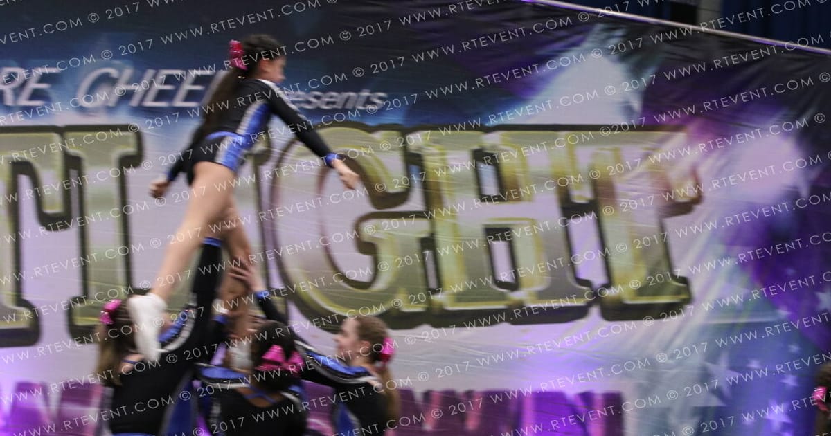 Flyers Elite Cyanide · Spotlight Showdown