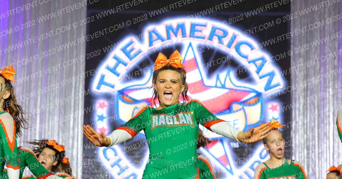 Raglan Coast Cheer Jade · The American Celebration Sandy