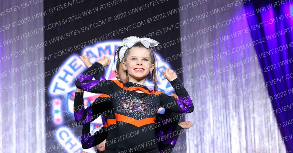 WYO Elite Storm Bolts · The American Celebration Sandy