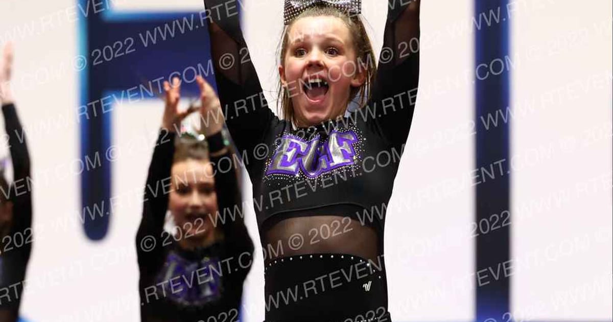 Express Cheer Force Onyx · Cheersport Boston