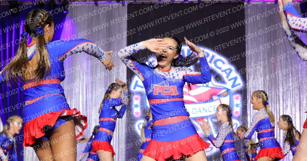 Patriot Cheer Lady Lightning · The American Celebration Sandy