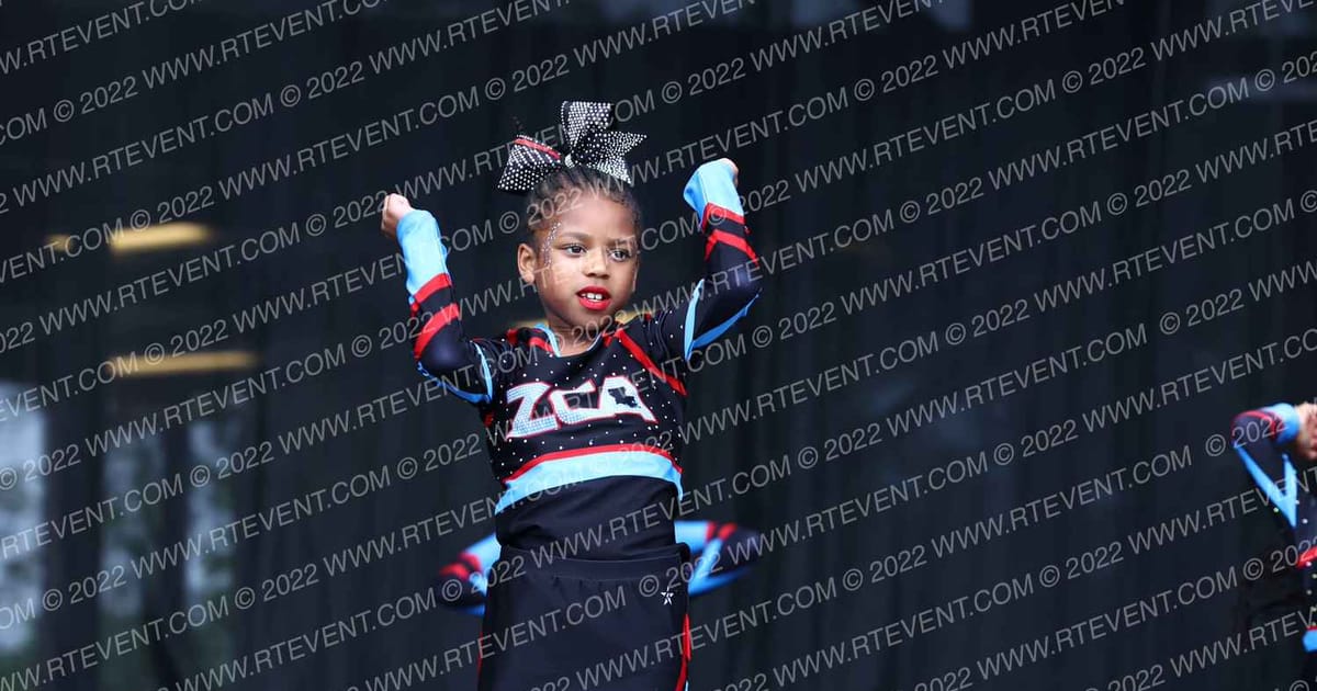 Zachary Cheer Athletics Heatwaves · Deep South Beach Nationals