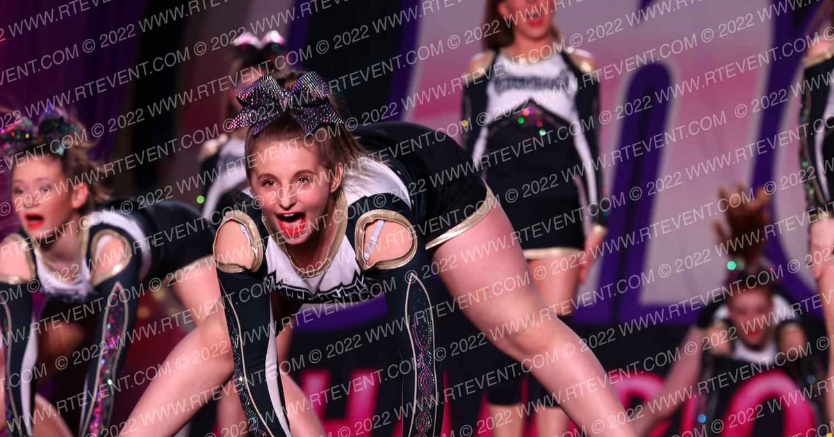 Cheer Intensity Gators · ONE UP Delta A