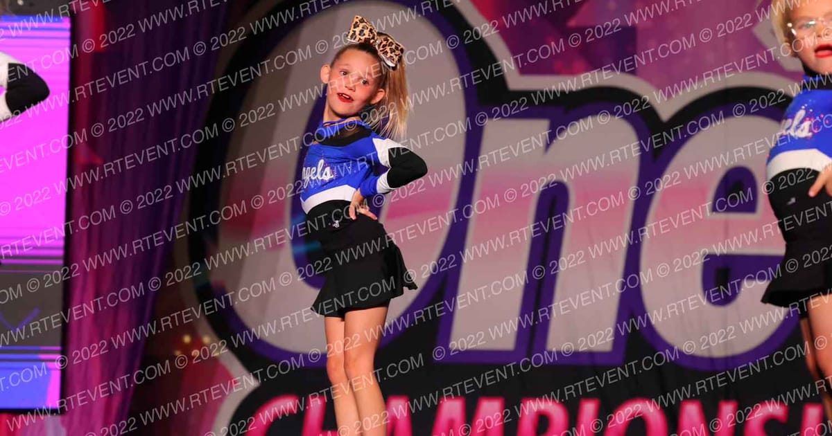 Cheer St Louis Cherubs · ONE UP Delta A