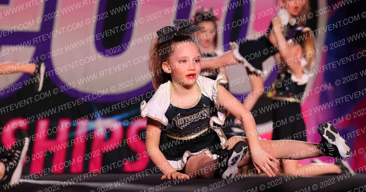 Cheer Intensity Elephants · ONE UP Delta A