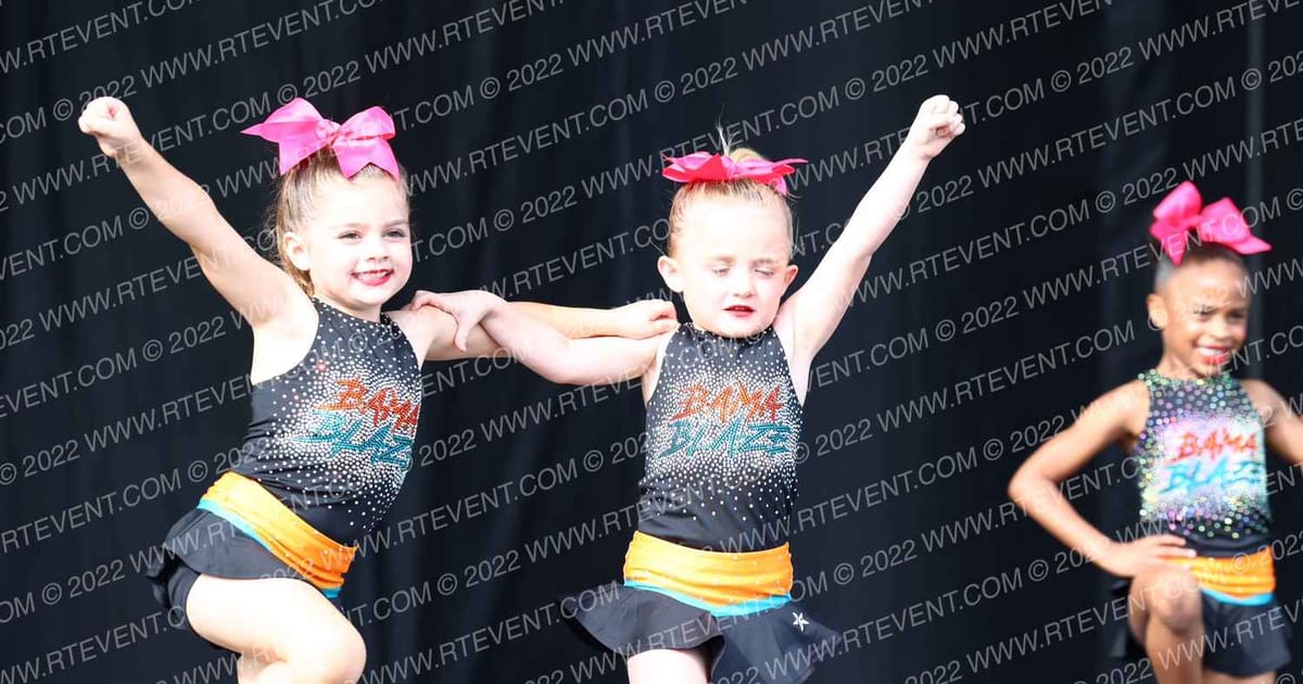 Bama Blaze Elite Cheer Sparklers · Deep South Beach Nationals