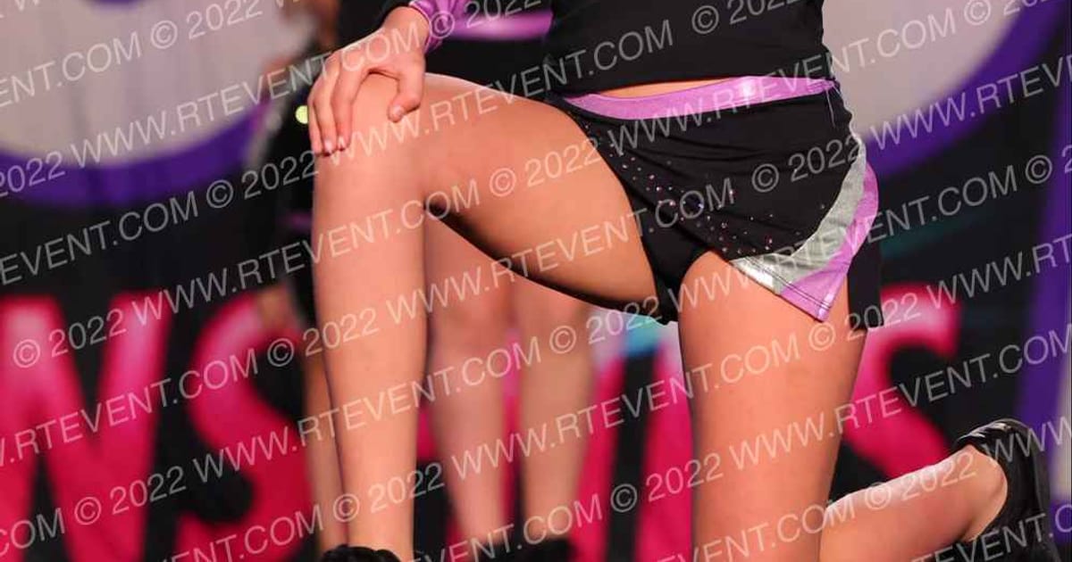 Cheer Envy Junior Jaguars · ONE UP Delta A