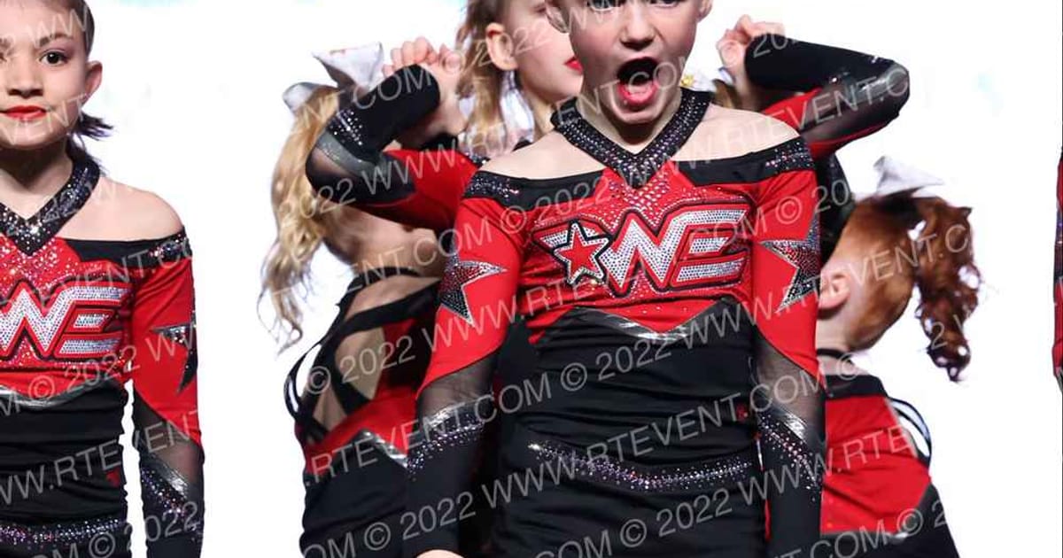 Woodlands Elite - Cincinnati Cherry Bombs · The Midwest Regional Summit