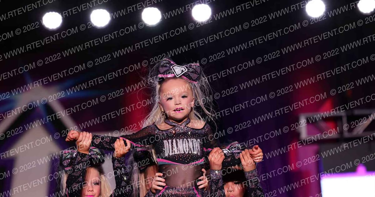 Diamonds All Stars Sassykitties · ONE UP Delta A