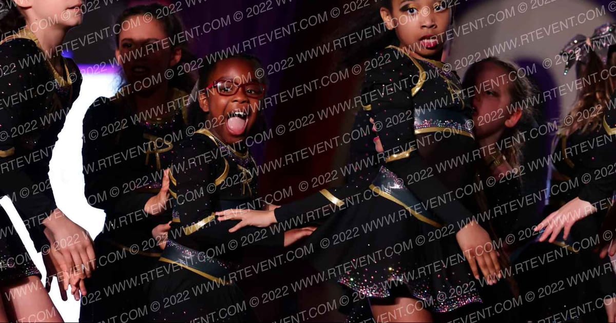 Platinum Athletics Sparkle · ONE UP Delta A