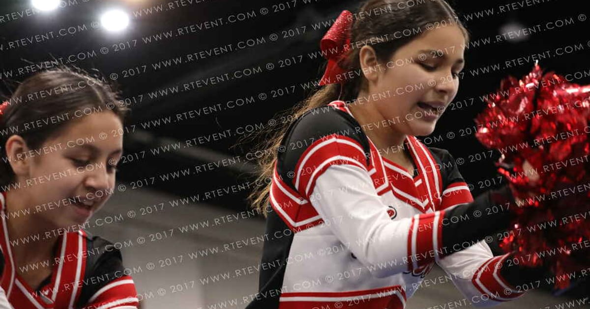LAKEWOOD LADY LANCERS · Holiday Showcase