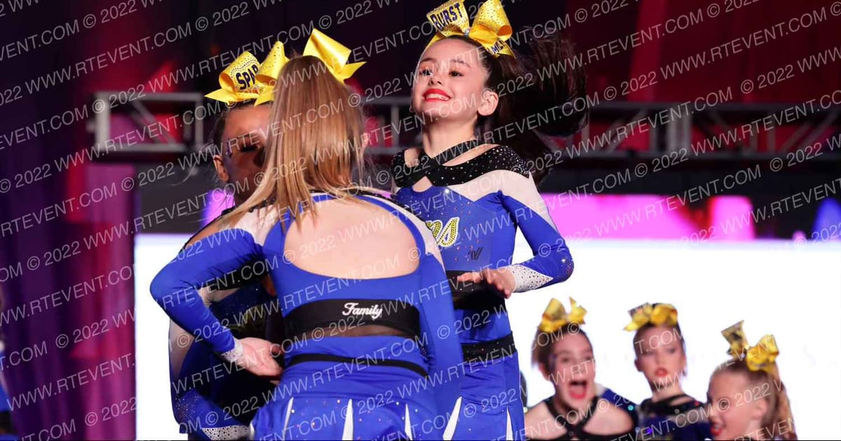Cheer Central Suns Burst · ONE UP Delta A