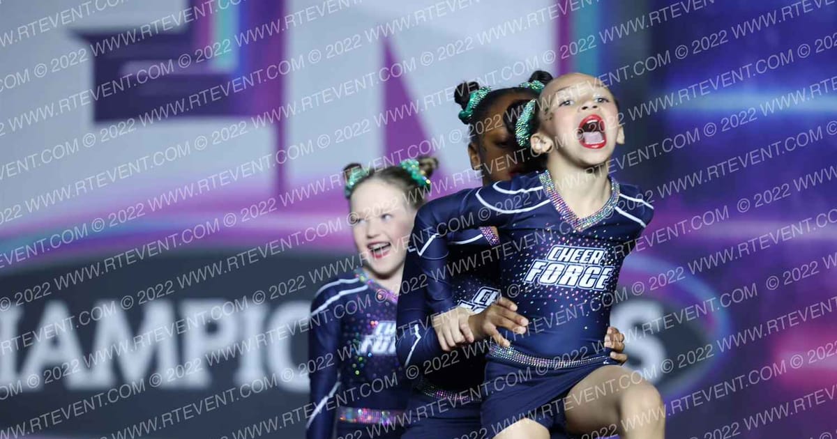 Cheer Force Arkansas Kiwi · Open Branson