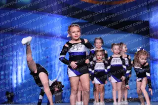 Bath Youth Cheerleading Tiny Twinkles