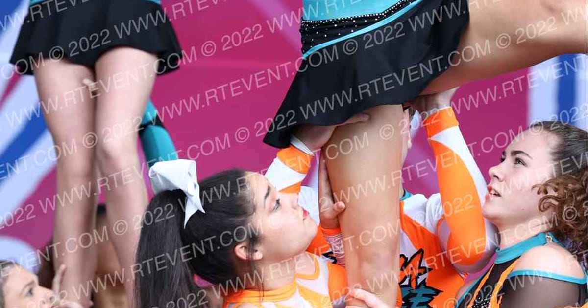 Bama Blaze Elite Cheer Smoke · Deep South Beach Nationals