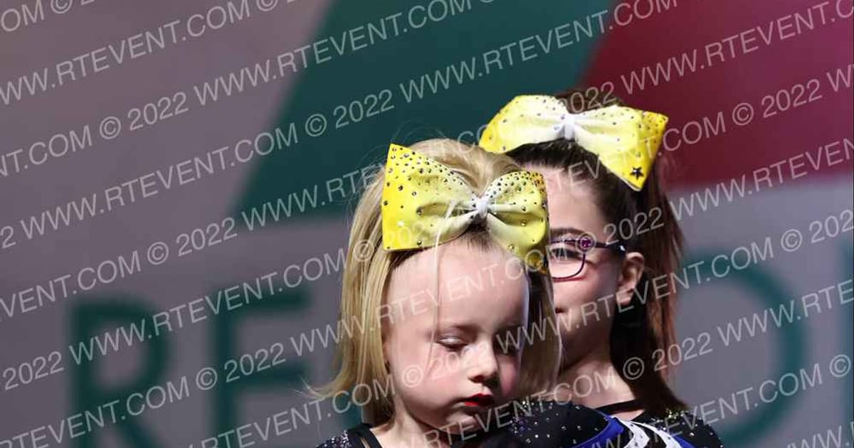 World Elite Diva Dolls · The Midwest Regional Summit