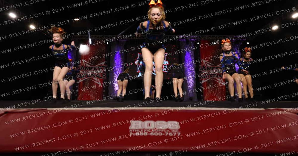 Midwest Cheer Elite-Columbus Vogue · JAMFest Cheer Super Nationals