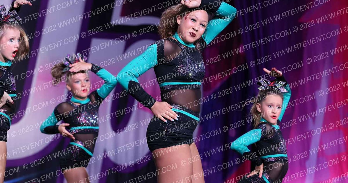 Cheer Extreme Legends · ONE UP GOEX