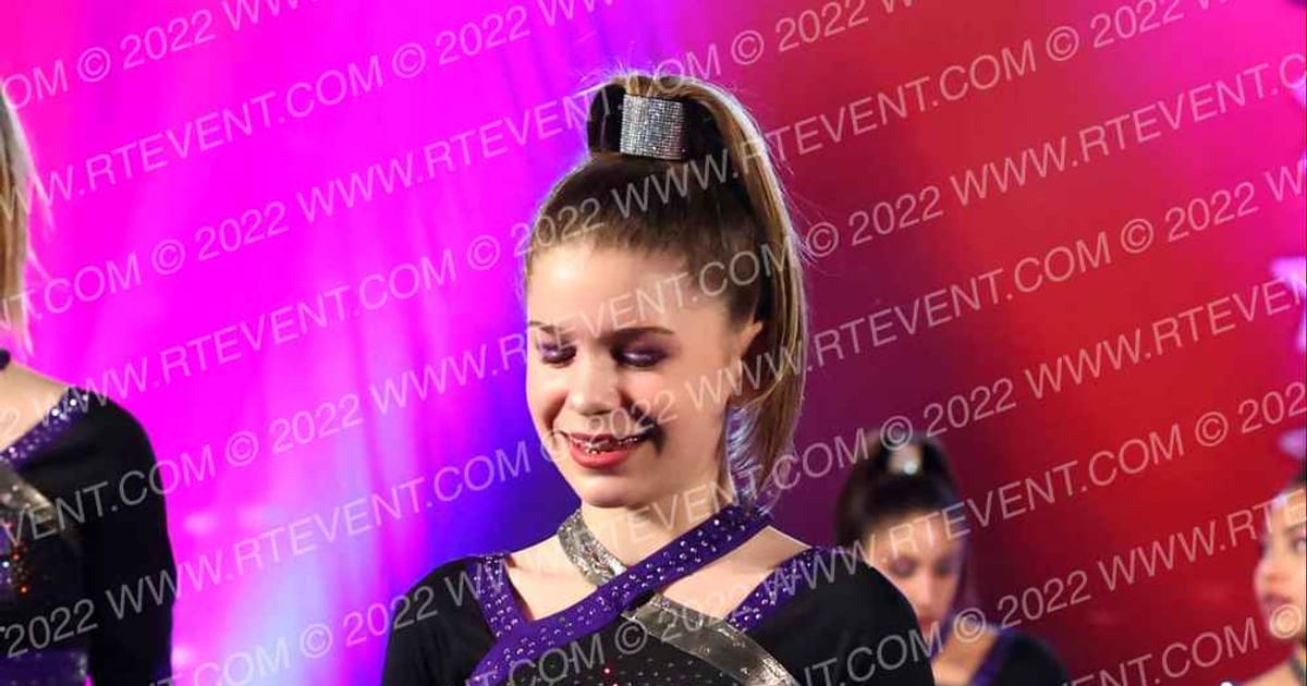 Express Cheer Force Purple Reign · The American Legacy Springfield Nationals