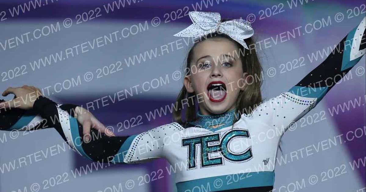 Topeka Elite Cheer Storm · Open Branson