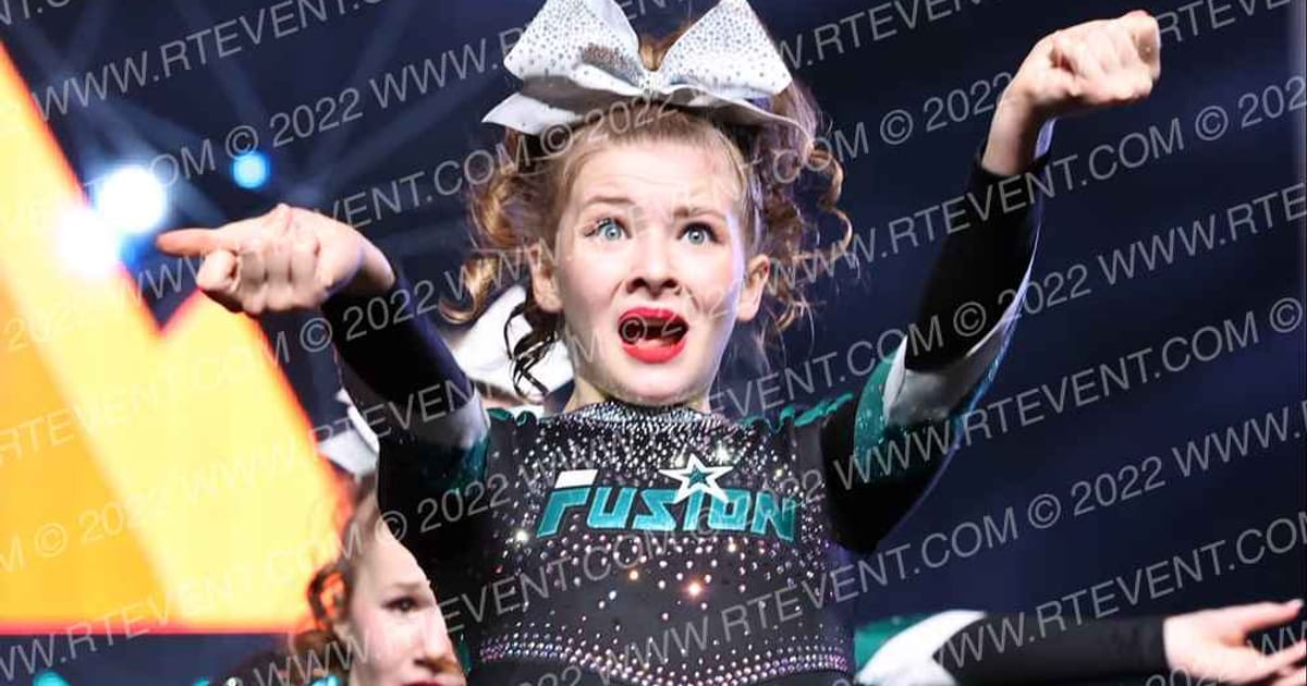 Cheer Fusion Elite Junior Heat · The Midwest Regional Summit