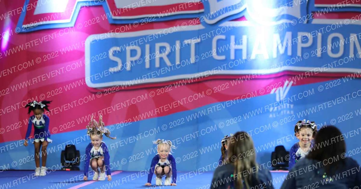 LA All Stars Glam Babies · Aloha York Showdown