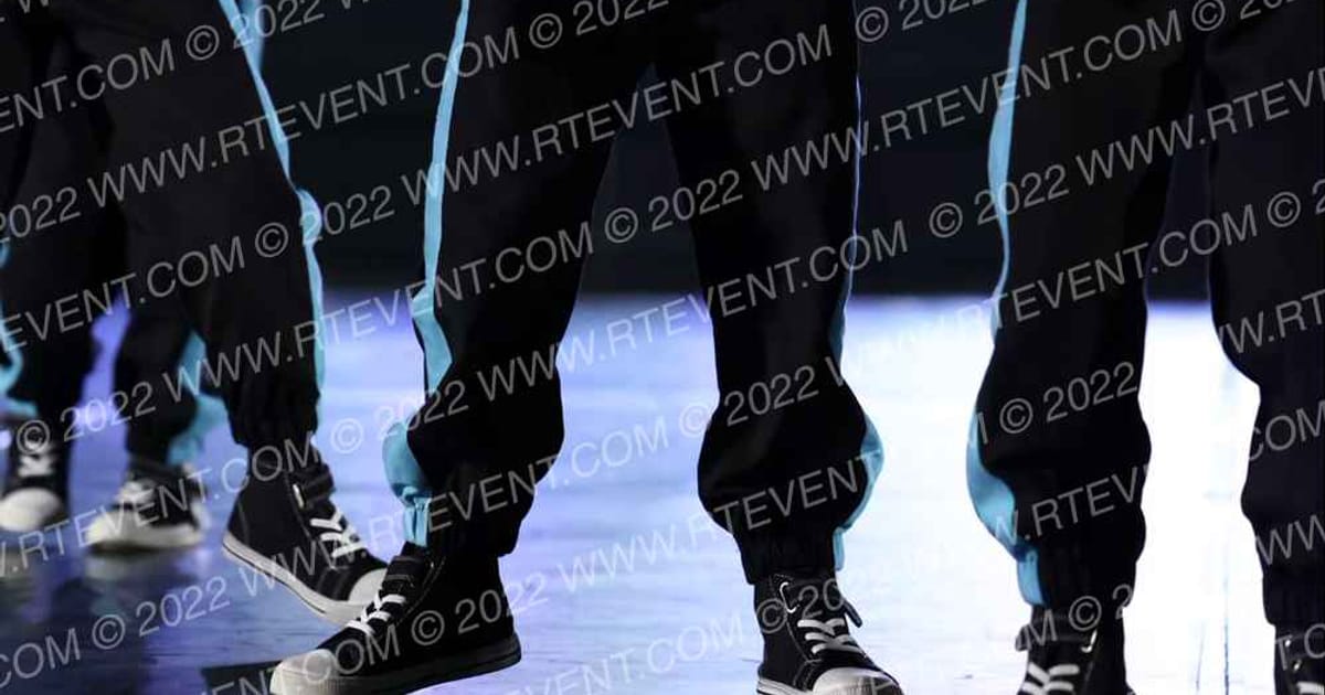 Legendary Athletics Tiny Elite · ONE UP DANCE GROOVE