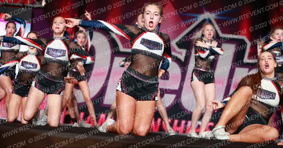 American Cheer SR BLACK · ONE UP Delta D