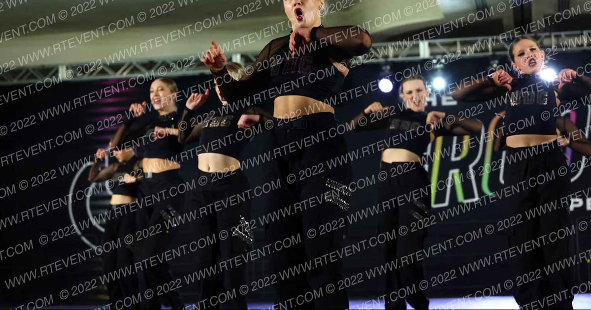 Ultimate Dance & Cheer Senior Small HH · ONE UP DANCE GROOVE