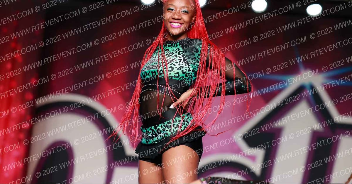 Legacy Cheer Shine · ONE UP Delta D