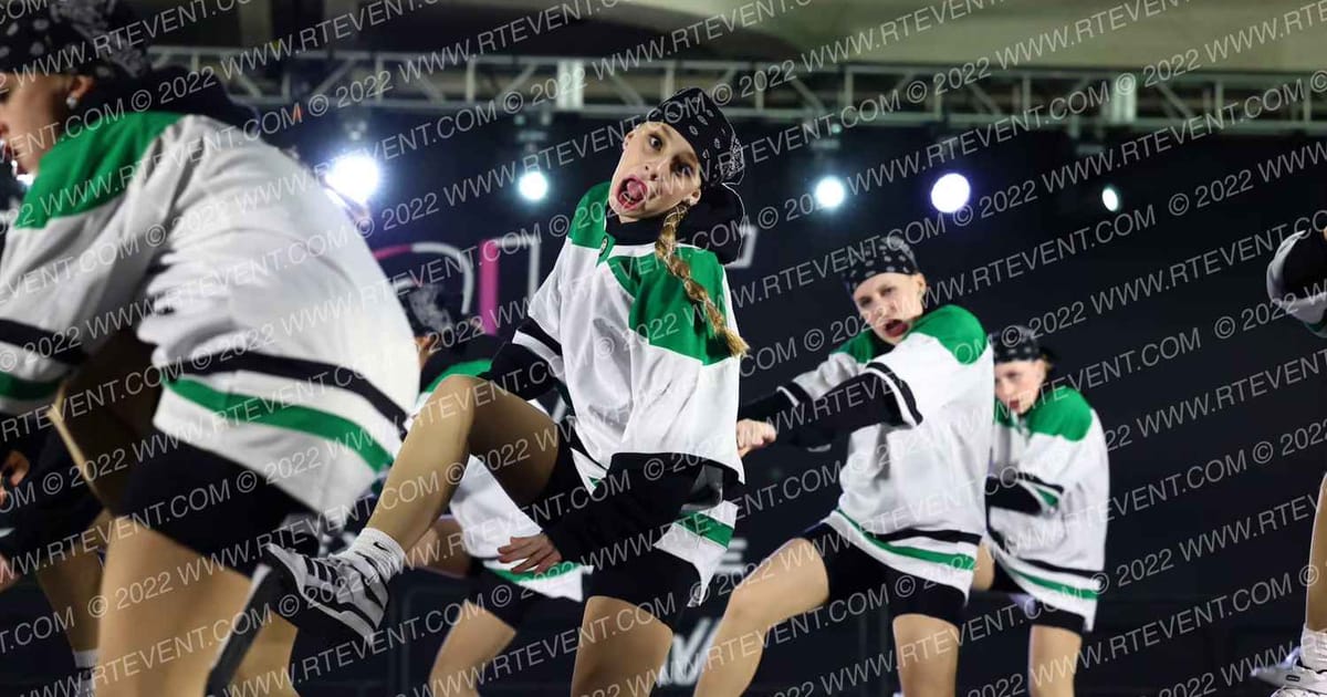 Ultimate Dance & Cheer Senior Large HH · ONE UP DANCE GROOVE