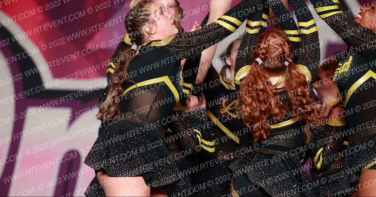 Legends Cheer Elite Hydra · ONE UP Delta D