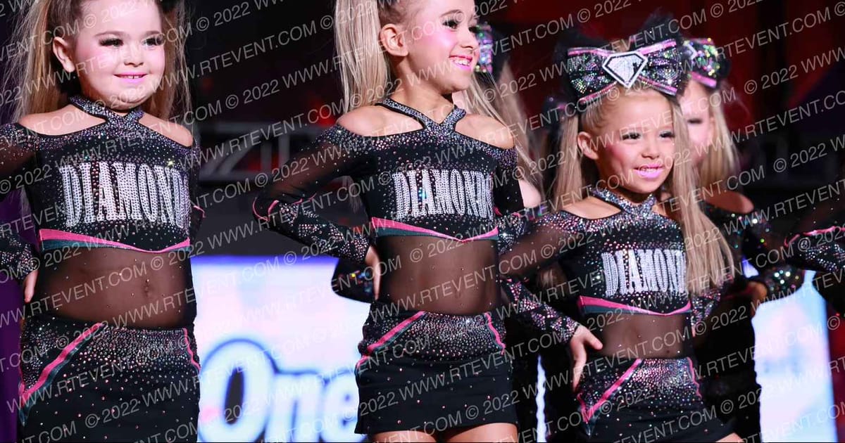 Diamonds All Stars Sassykitties · ONE UP Delta A