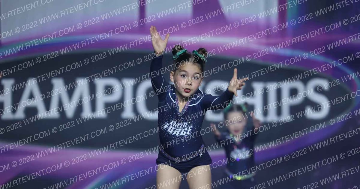 Cheer Force Arkansas Kiwi · Open Branson