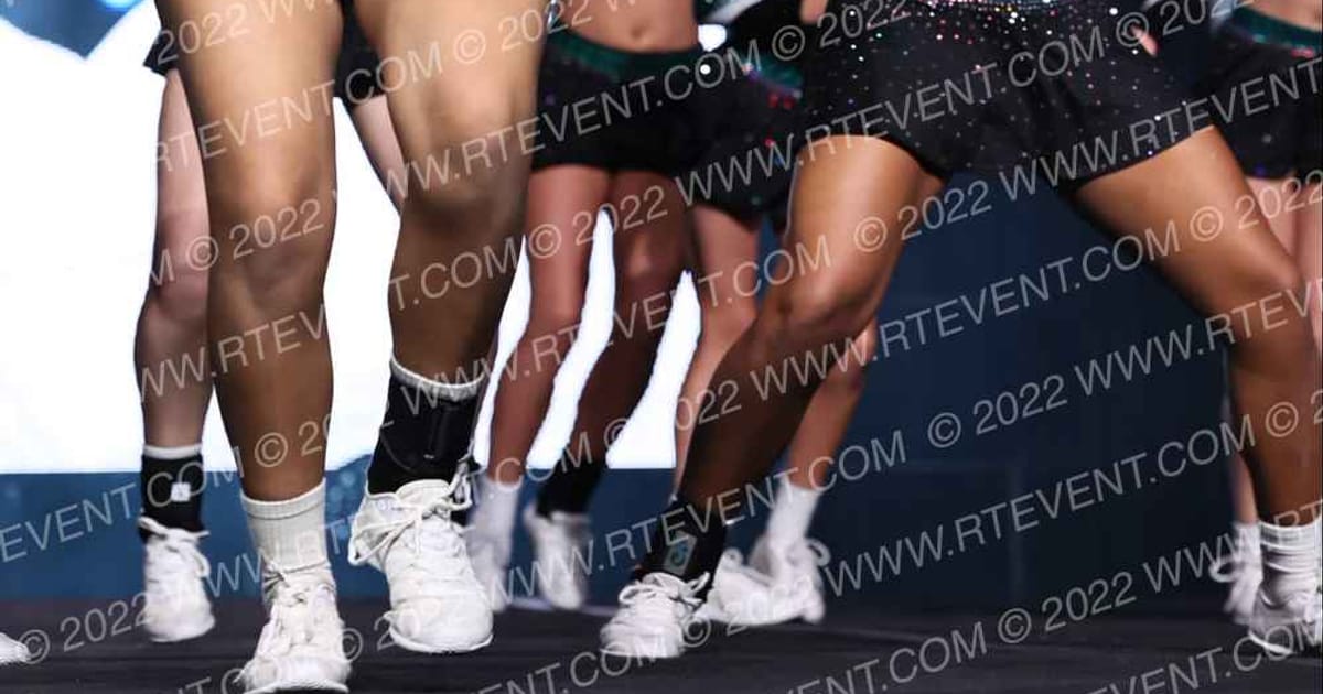 Cheer Fusion Elite Senior Electric · The Midwest Regional Summit