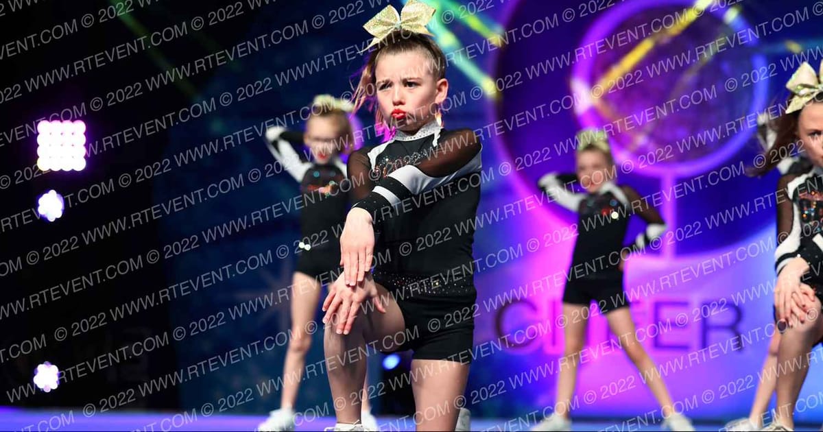 Winfield Cavaliers Mini Gold · The One Finals Virginia