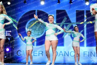 Cross Valley Cheer Diamonds