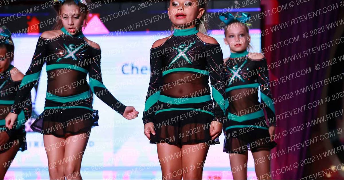 Cheer Extreme Florida Reign · ONE UP Delta A