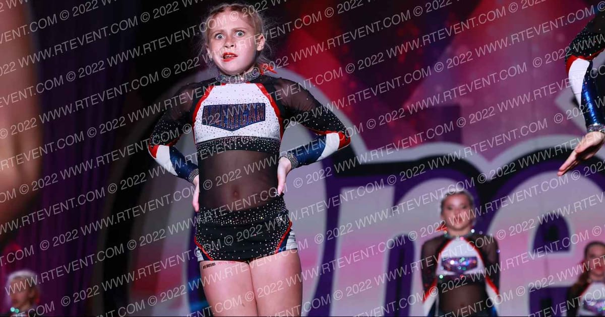 American Cheer YOUTH BLACK · ONE UP Delta A