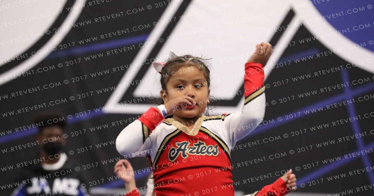 SOUTH GATE AZTECS  FUTURE LEAGUE CHEER · Holiday Showcase