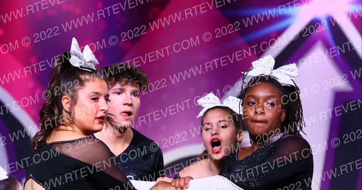 Cheer Extreme C4 BombSquad · ONE UP GOEX