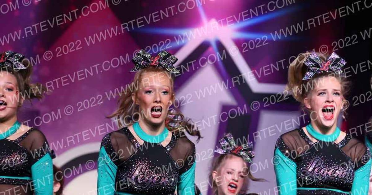 Cheer Extreme Legends · ONE UP GOEX