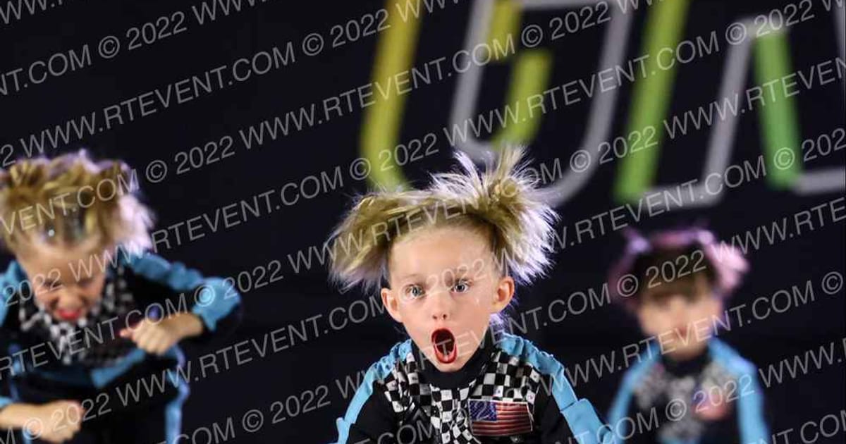 Legendary Athletics Tiny Elite · ONE UP DANCE GROOVE