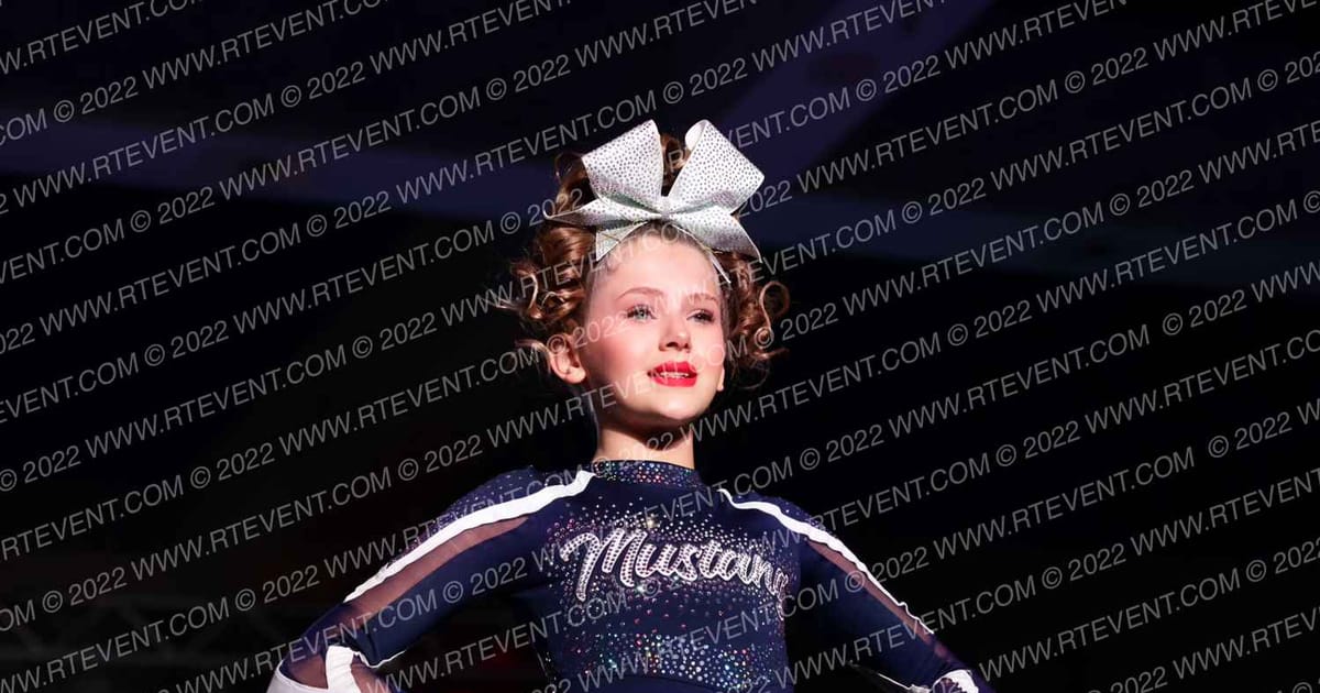 Mustang Cheer All Stars Mavericks · ONE UP Delta A