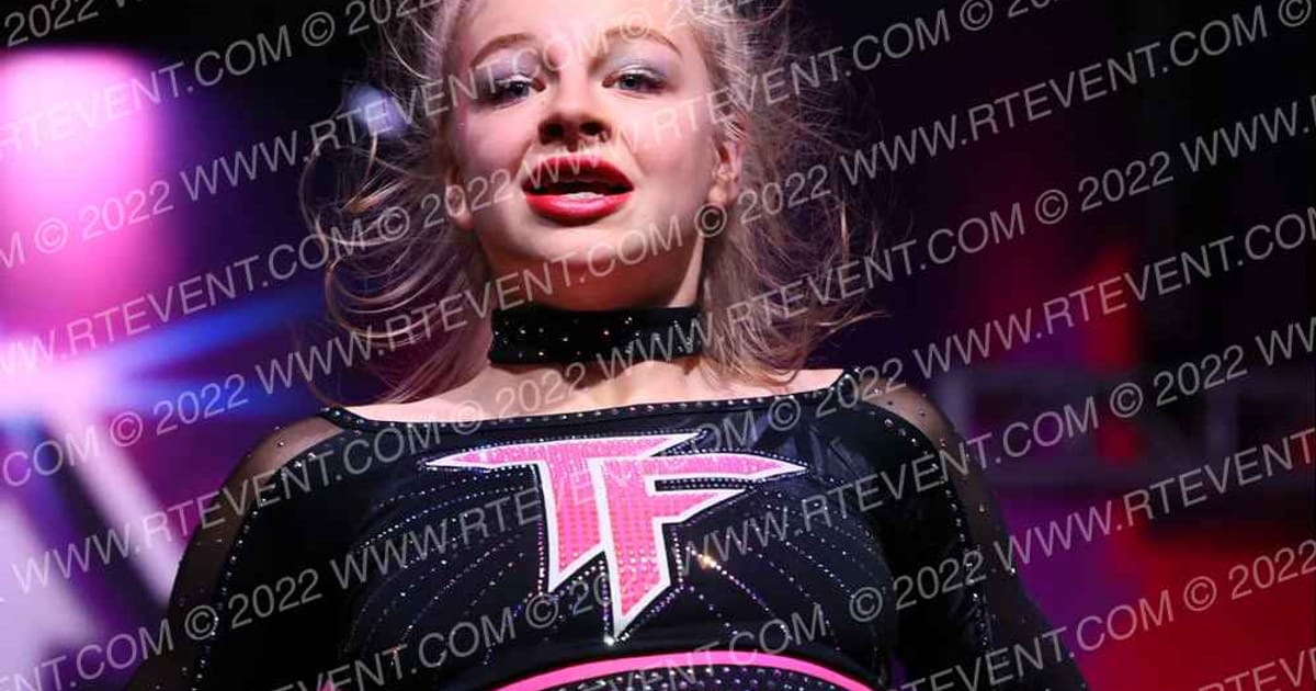 Titanium Force Cheer Black Smoke · ONE UP GOEX