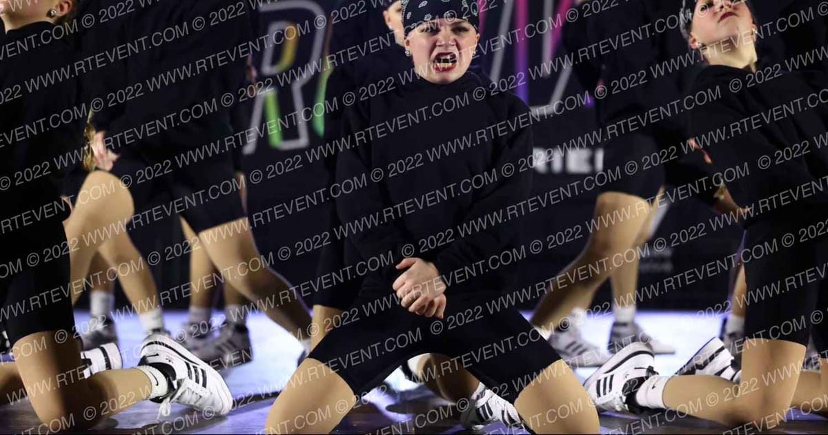 Ultimate Dance & Cheer Senior Large HH · ONE UP DANCE GROOVE