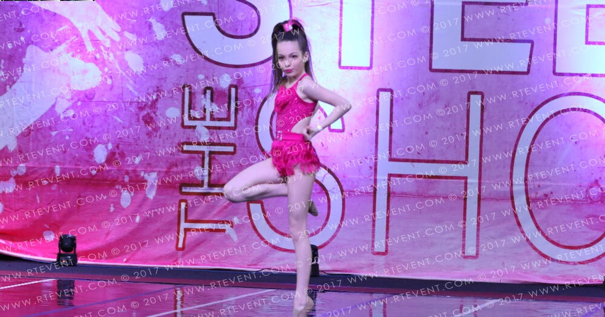 Yorkshire Martyrs Cheerleading and Dance School Emilia Gorecka · Future Dance Steel the Show