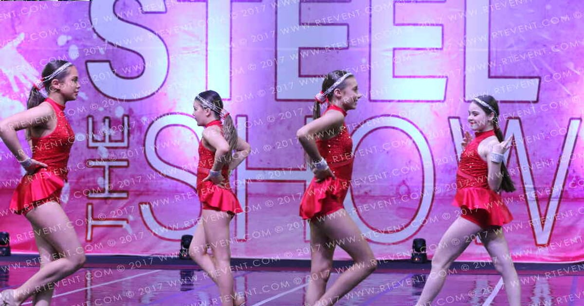 Yorkshire Martyrs Cheerleading and Dance School Super Reign · Future Dance Steel the Show