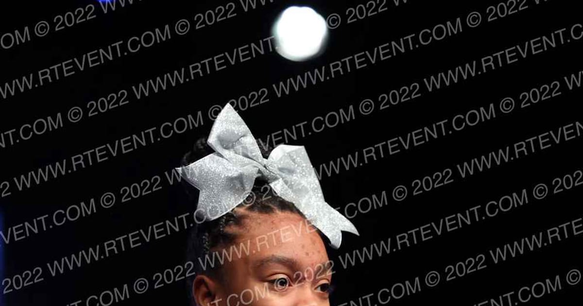 Bald Eagle Cheer Soar · CDE The Masters