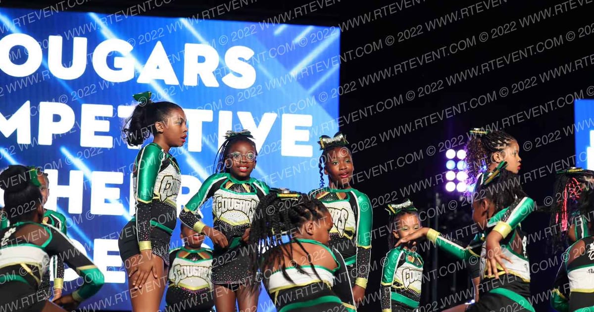 Cougars Competitive Cheer Thundercatz · CDE The Masters